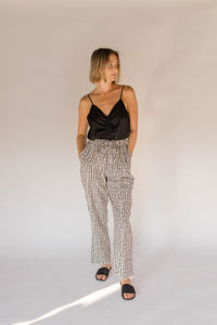 Pull-On Relaxed Straight Fray Pant